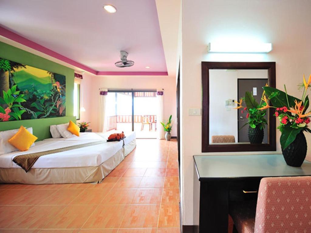 Koh Ngai Cliff Beach Resort Zimmer foto