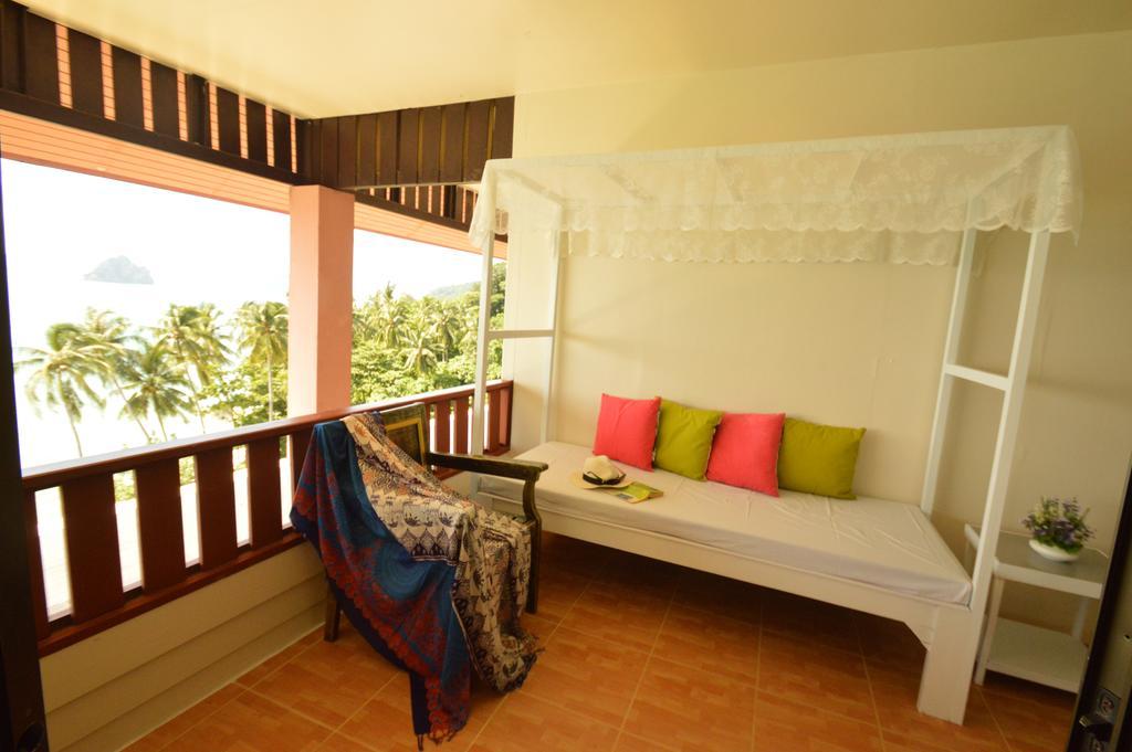 Koh Ngai Cliff Beach Resort Exterior foto