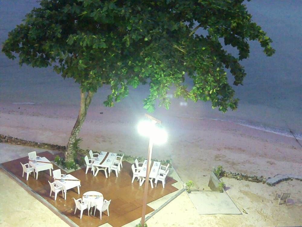 Koh Ngai Cliff Beach Resort Exterior foto