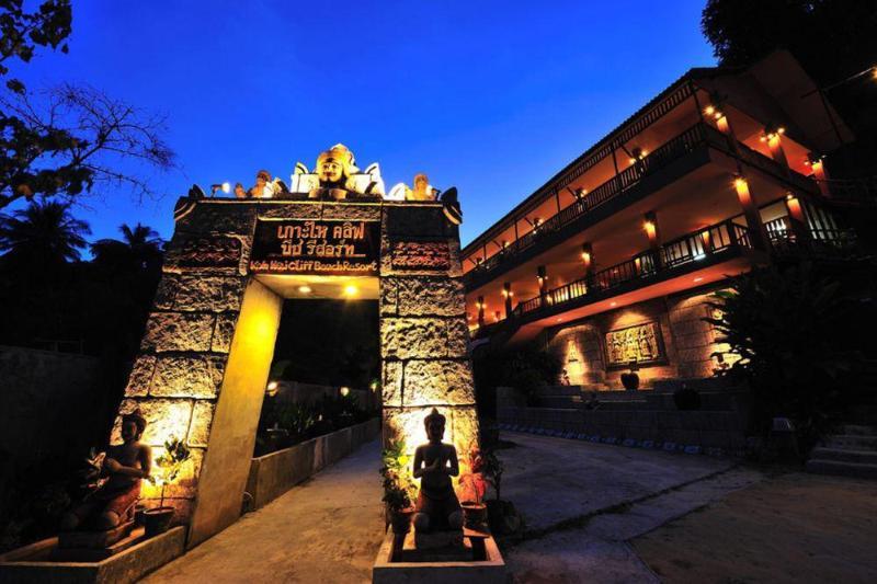 Koh Ngai Cliff Beach Resort Exterior foto